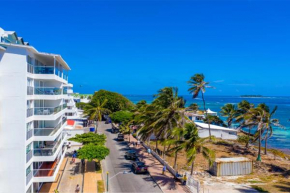 Sea View 603B